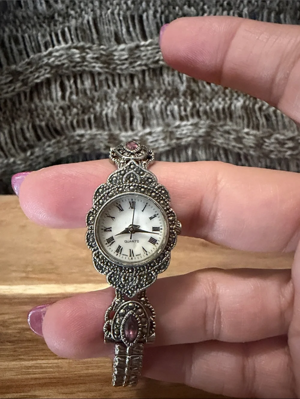 Vintage-Style Silver Tone Women's Watch Bracelet with Pink Accents